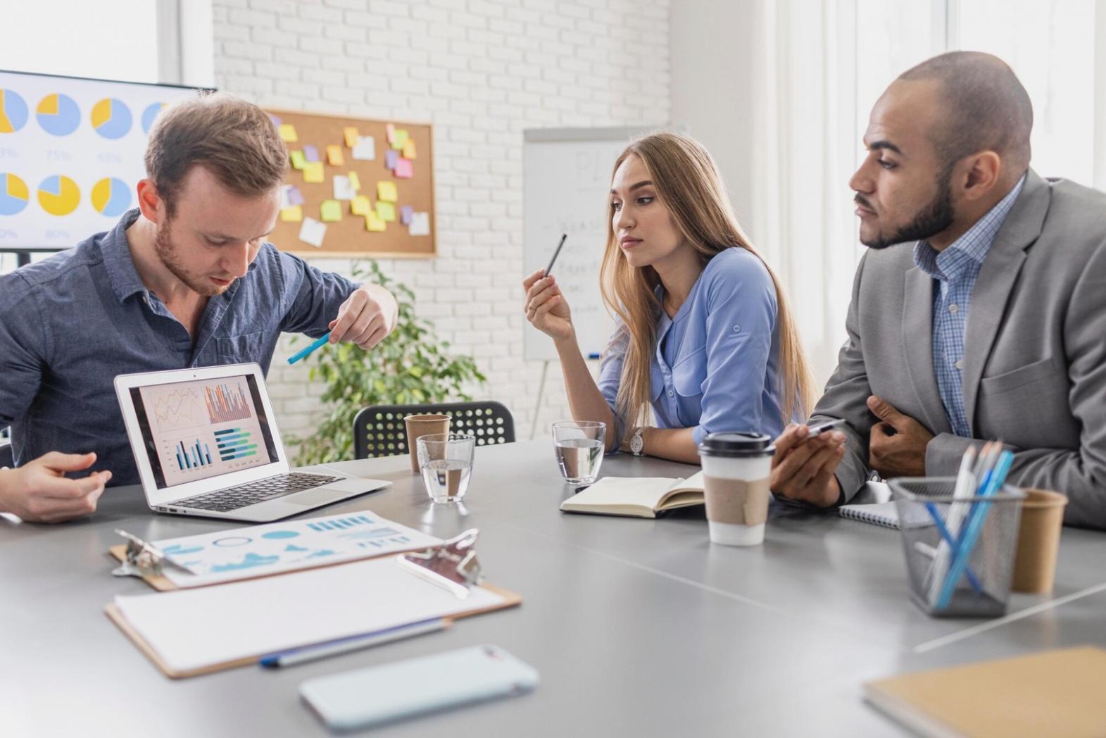 Ihre Zeit Integration und digitale Transformation